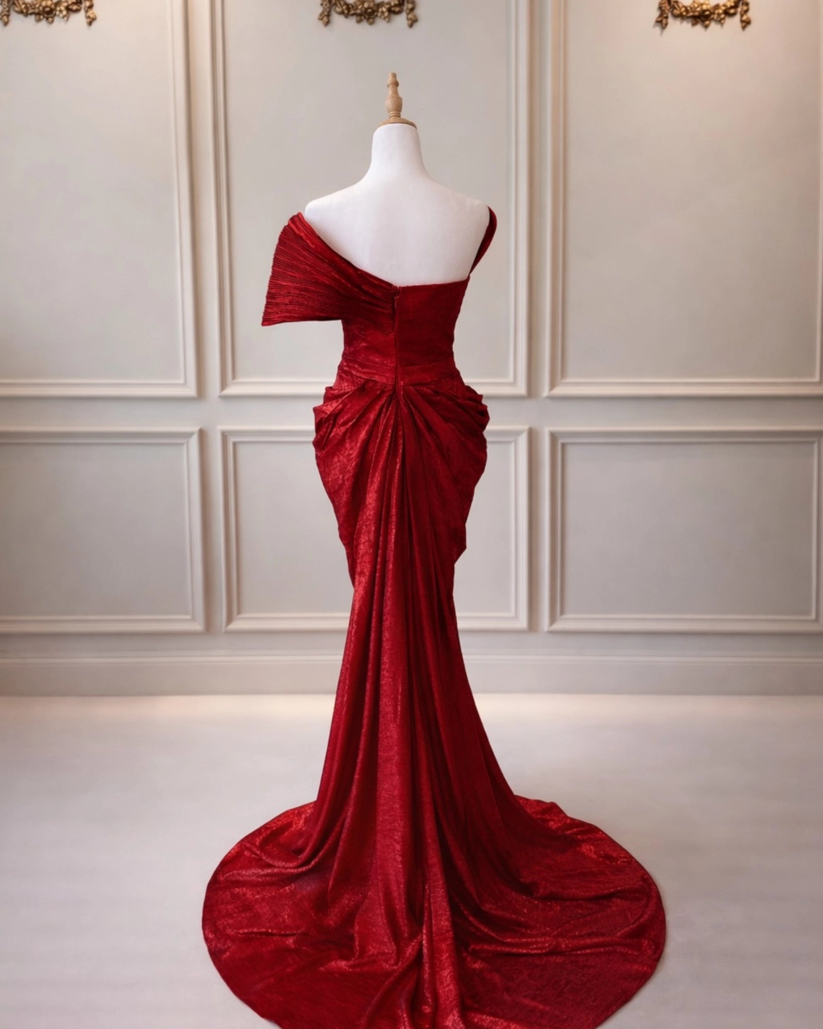 Rose DD026 Red Metalic Drape